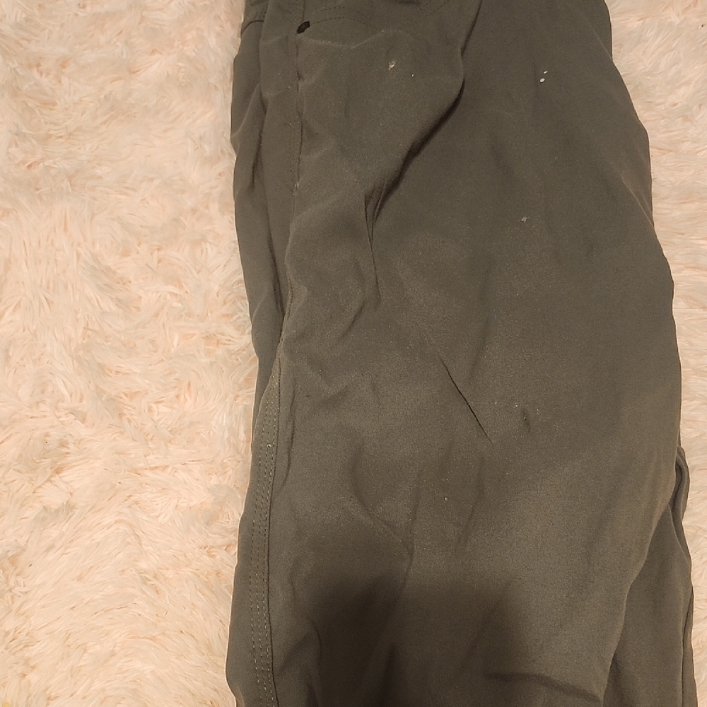 Wrangler Men’s Charcoal Gray Jogger Pants - Picture 3 of 4